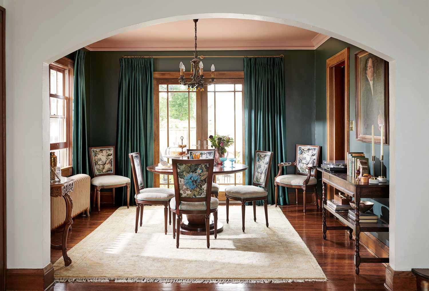Cozy Paint Color Ideas That Make Frederick Winters Feel Warmer